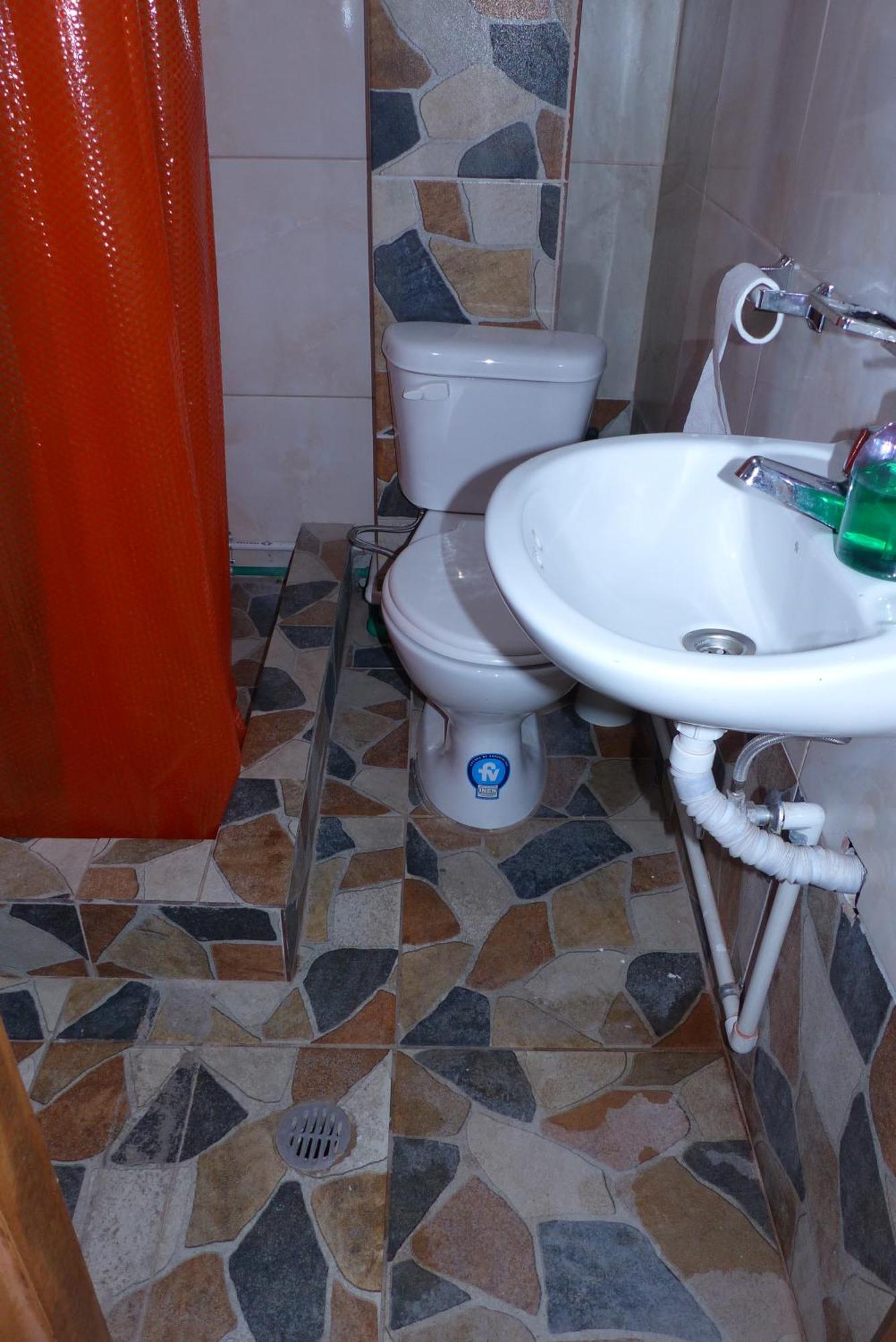 Hostal La Casa Amarilla City 巴尼奥斯 外观 照片