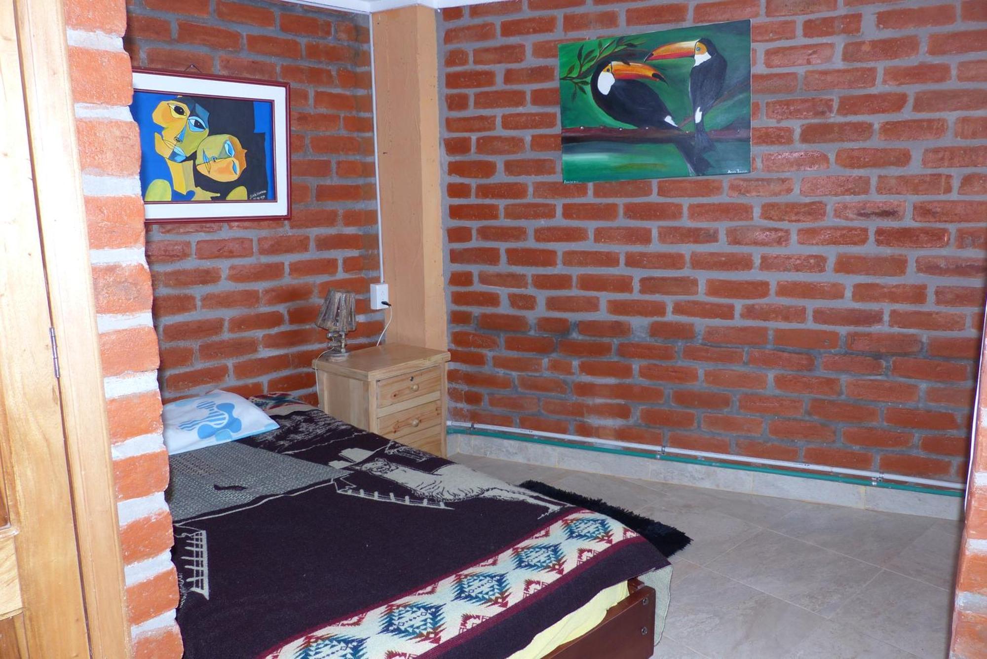Hostal La Casa Amarilla City 巴尼奥斯 外观 照片